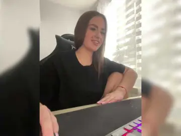 Poli999  live sex cam