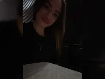 Poli999  live sex cam