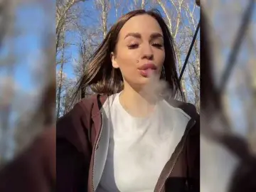 Poli999  live sex cam