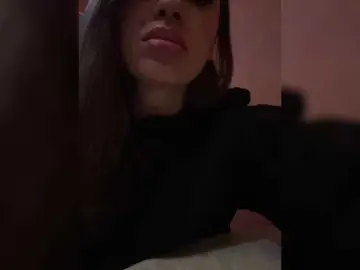 Poli999  live sex cam