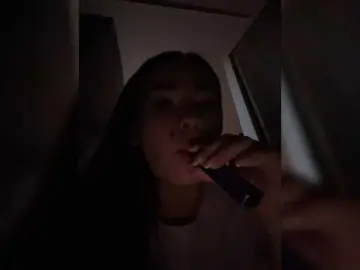 Poli999  live sex cam