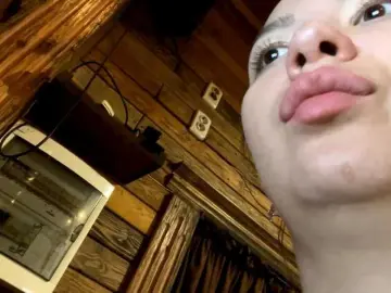 RosariaFrankland  live sex cam