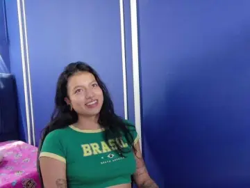 Daila51  live sex cam