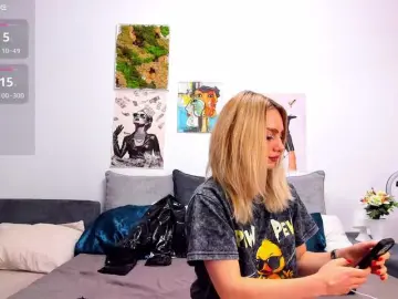 CallmeAnna  live sex cam