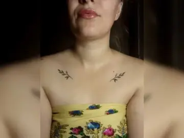 Diana1998  live sex cam