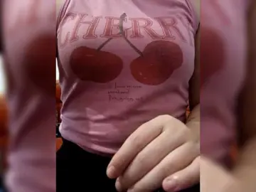 Diana1998  live sex cam