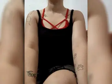 Diana1998  live sex cam