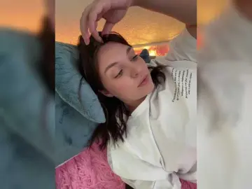 Emmav  live sex cam