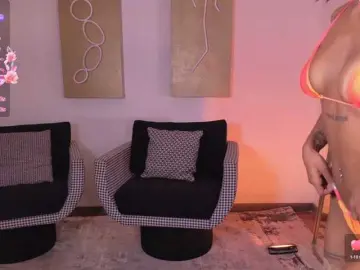 GiaMilano  live sex cam