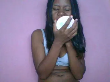 Kitaniah  live sex cam