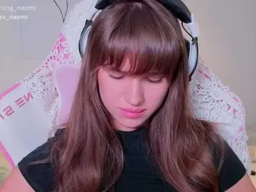 Naomimif  live sex cam