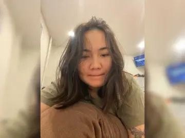 Nosikk  live sex cam