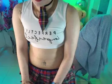 Shady-bug  live sex cam