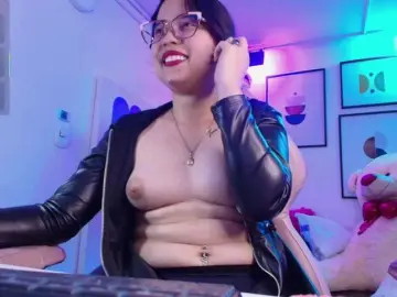 Shady-bug  live sex cam