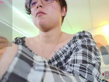 Shady-bug  live sex cam
