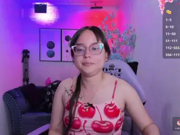 Shady-bug  live sex cam