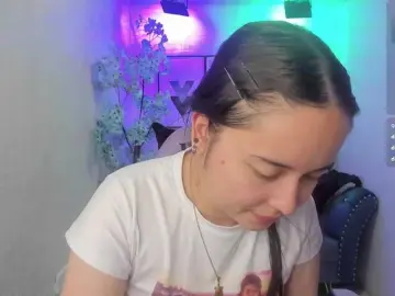 Shady-bug  live sex cam