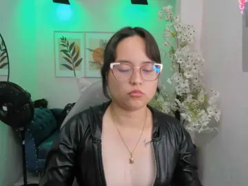 Shady-bug  live sex cam