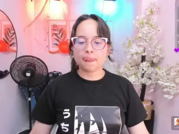 Shady-bug  live sex cam