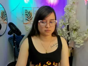 Shady-bug  live sex cam