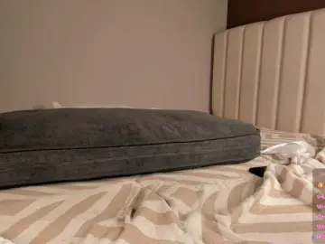 Hellewkitty  live sex cam