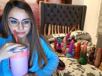 Sofia23dirty  live sex cam