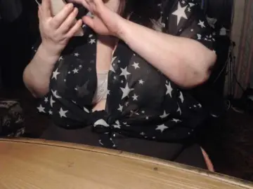 Tanyvel34  live sex cam