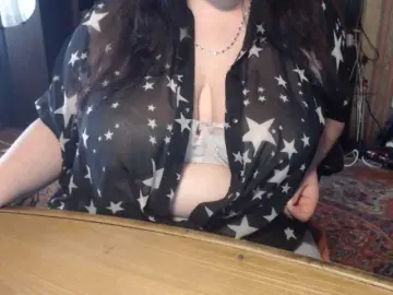 Tanyvel34  live sex cam