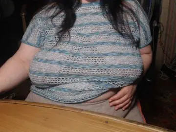 Tanyvel34  live sex cam