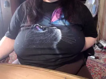 Tanyvel34  live sex cam