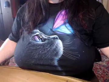 Tanyvel34  live sex cam