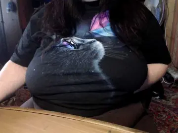 Tanyvel34  live sex cam