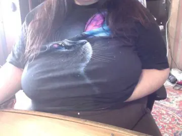 Tanyvel34  live sex cam