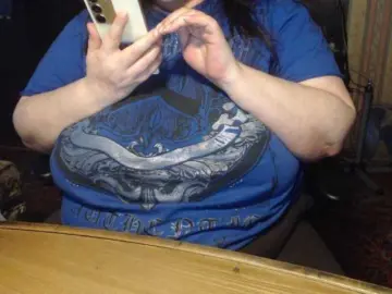 Tanyvel34  live sex cam