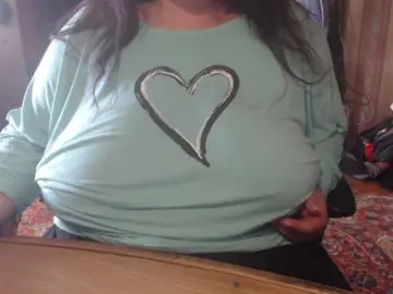 Tanyvel34  live sex cam