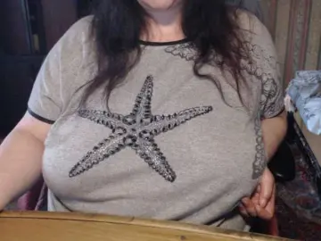 Tanyvel34  live sex cam