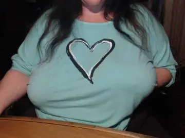 Tanyvel34  live sex cam