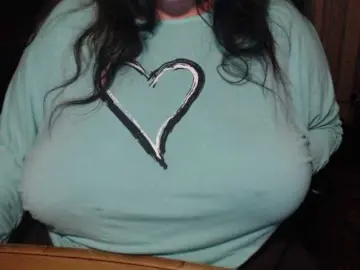 Tanyvel34  live sex cam