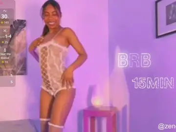 Zury-moon  live sex cam