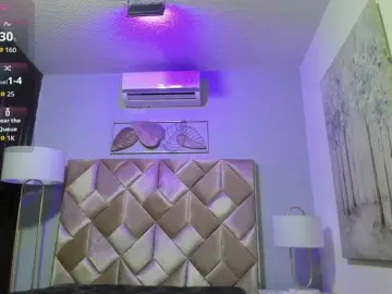 IsaMillerS4  live sex cam
