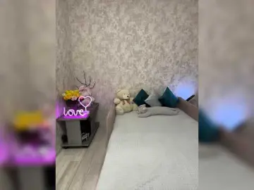 SeXXyMagic  live sex cam