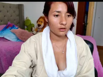 Catalinahounn  live sex cam