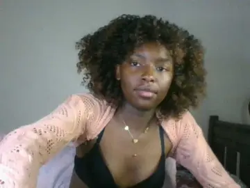 Ebony-slut254  live sex cam