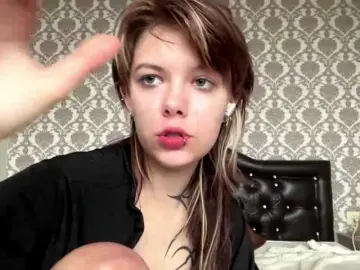 FaithMaffitt  live sex cam