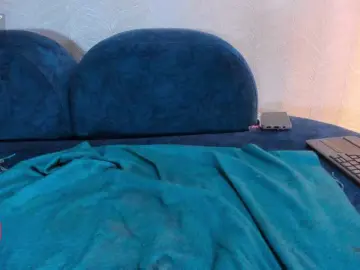 Naomi-Viper  live sex cam
