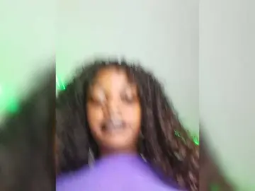 Yadah  live sex cam