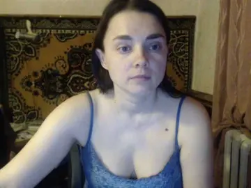 AlisaLaDiva  live sex cam