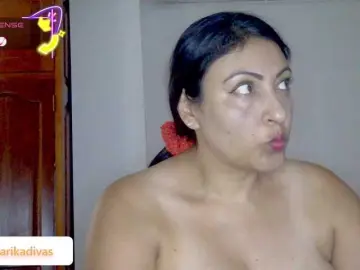 ErikaMartinez  live sex cam