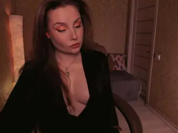 Esmeerrr  live sex cam