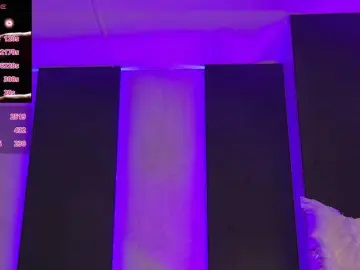 IsisQueenXXX  live sex cam